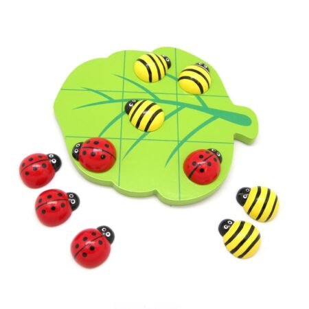 LADYBIRD NOUGHTS & CROSSES WOODEN BOARD GAME - Dosylane